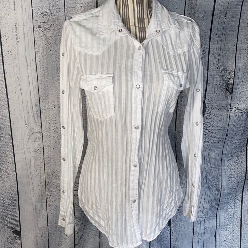 Bailey/44 Striped Print Casual Snap Button Down Shirt with Snap Closure Arms